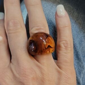 AMBER WOODGRAIN SWIRL BUBBLE DOME RING